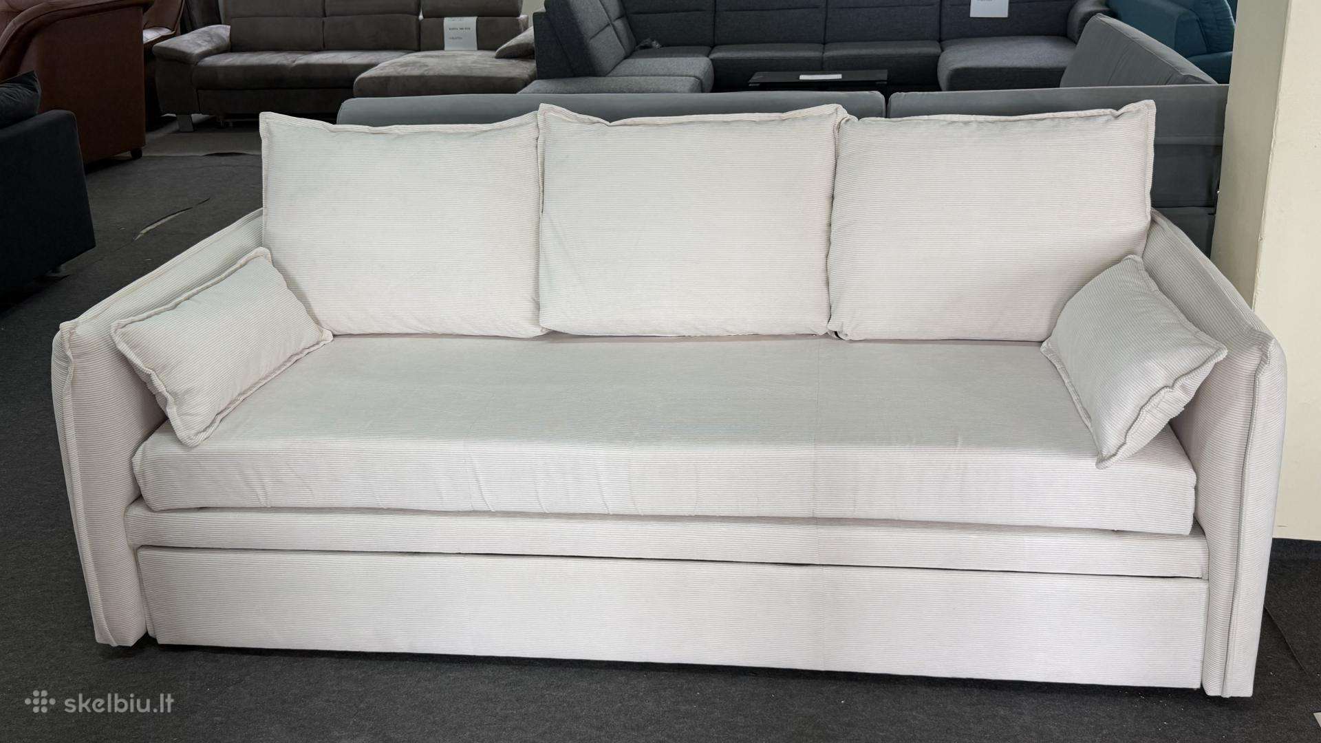 nauja-sofa-lova
